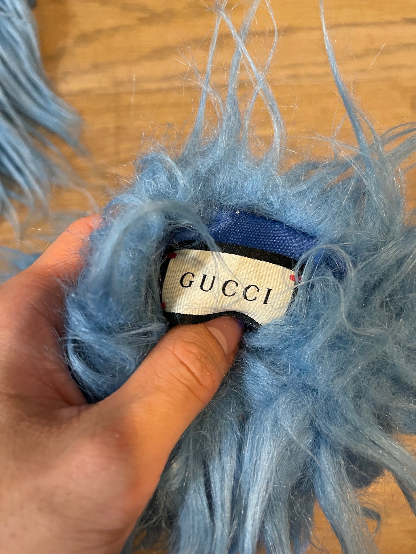Gucci faux fur gloves