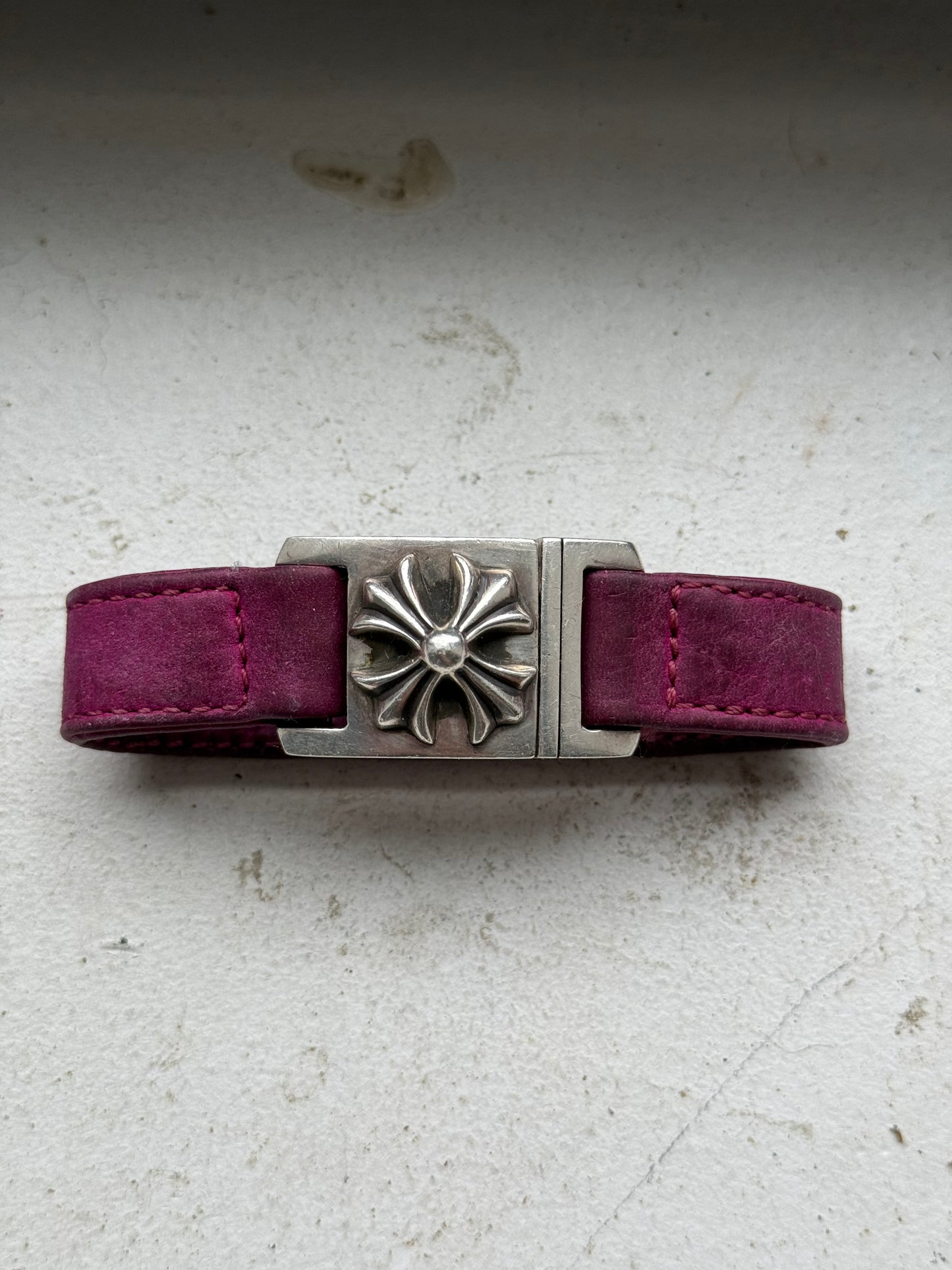 Chrome hearts buckle leather bracelet pink