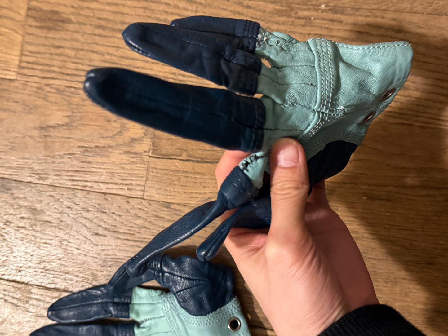Soma Fantanin first release half glove