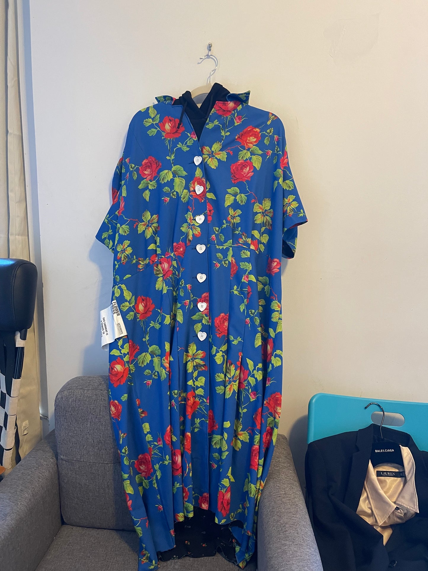 Vetements aw19 floral anarchy hoodie dress