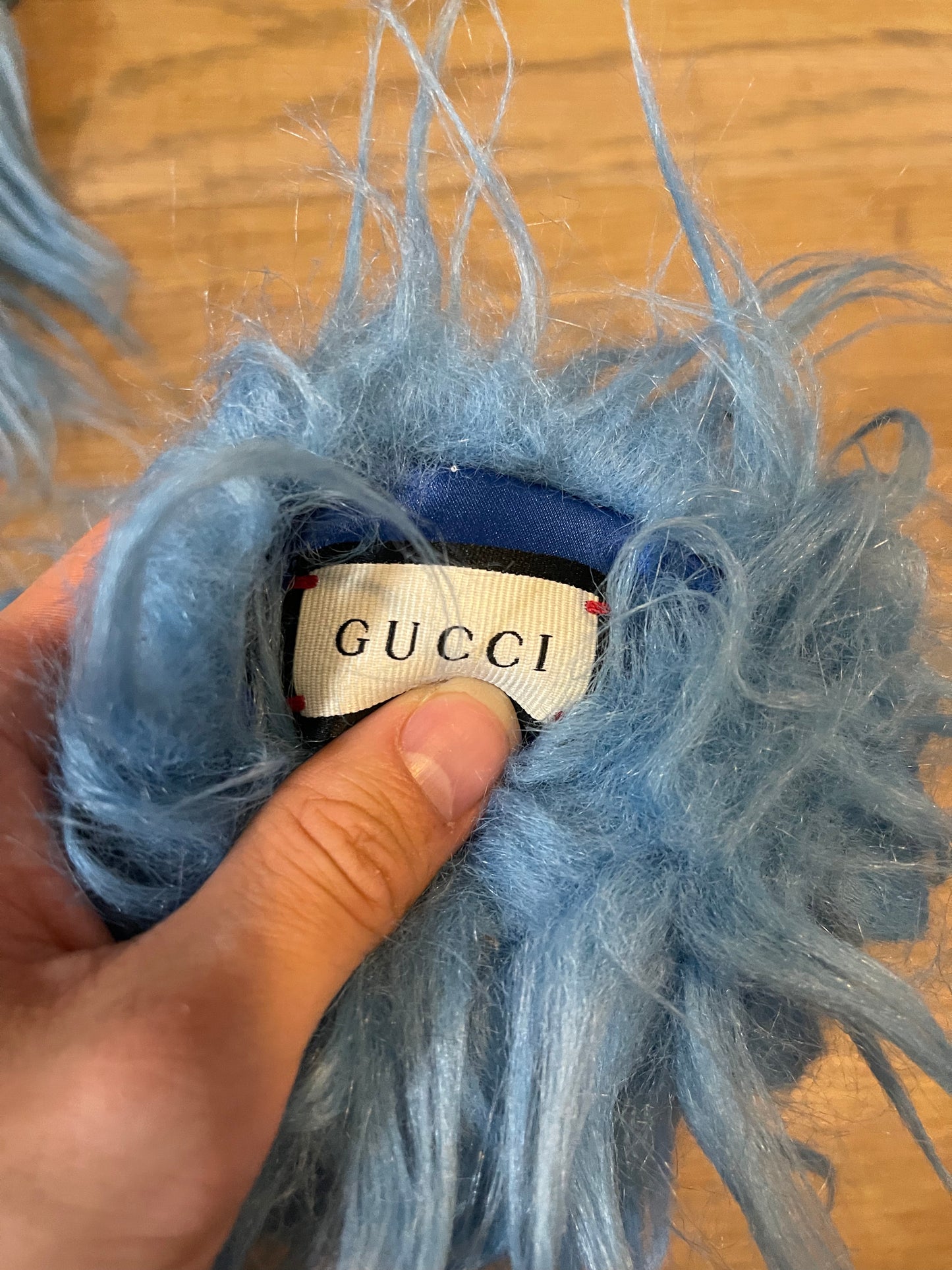 Gucci faux fur gloves
