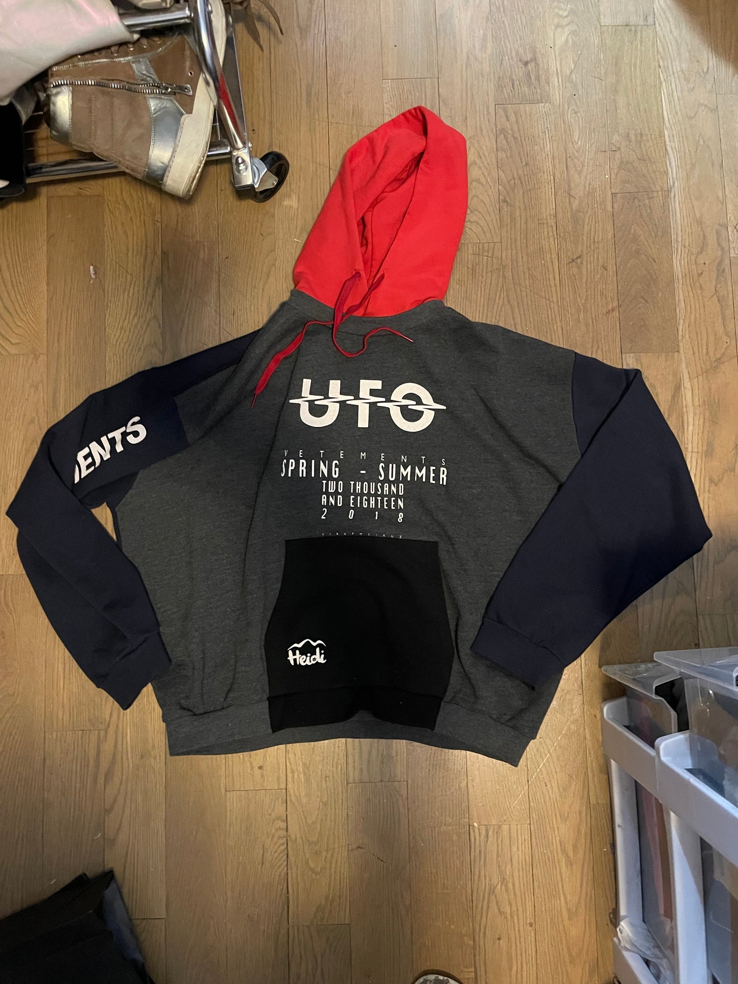 Vetements UFO reversible hoodie