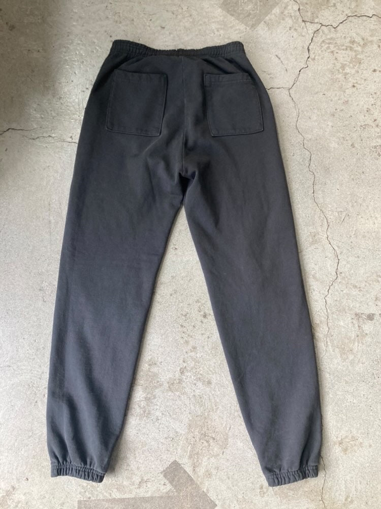 YE24 sweatpants