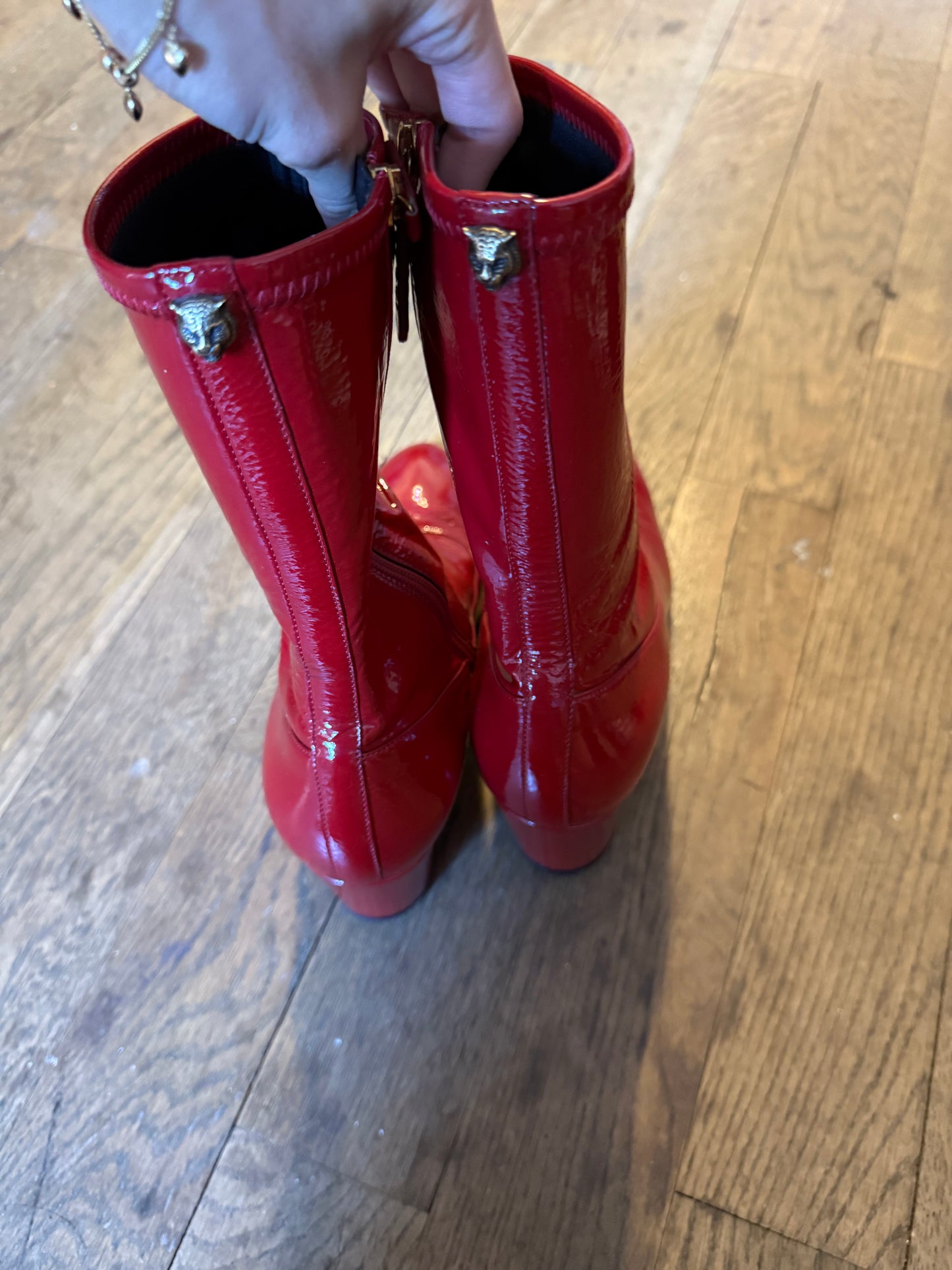 Gucci patent leather cruise heels