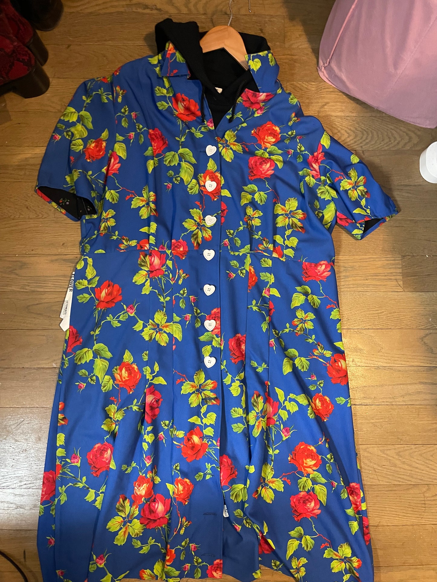 Vetements aw19 floral anarchy hoodie dress