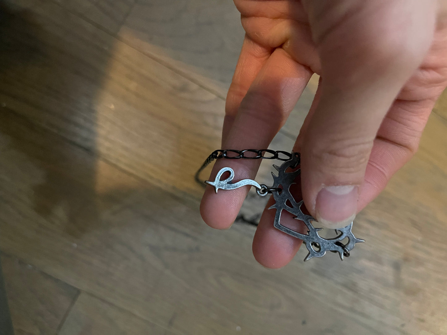 Beauty beast heart thorn necklace