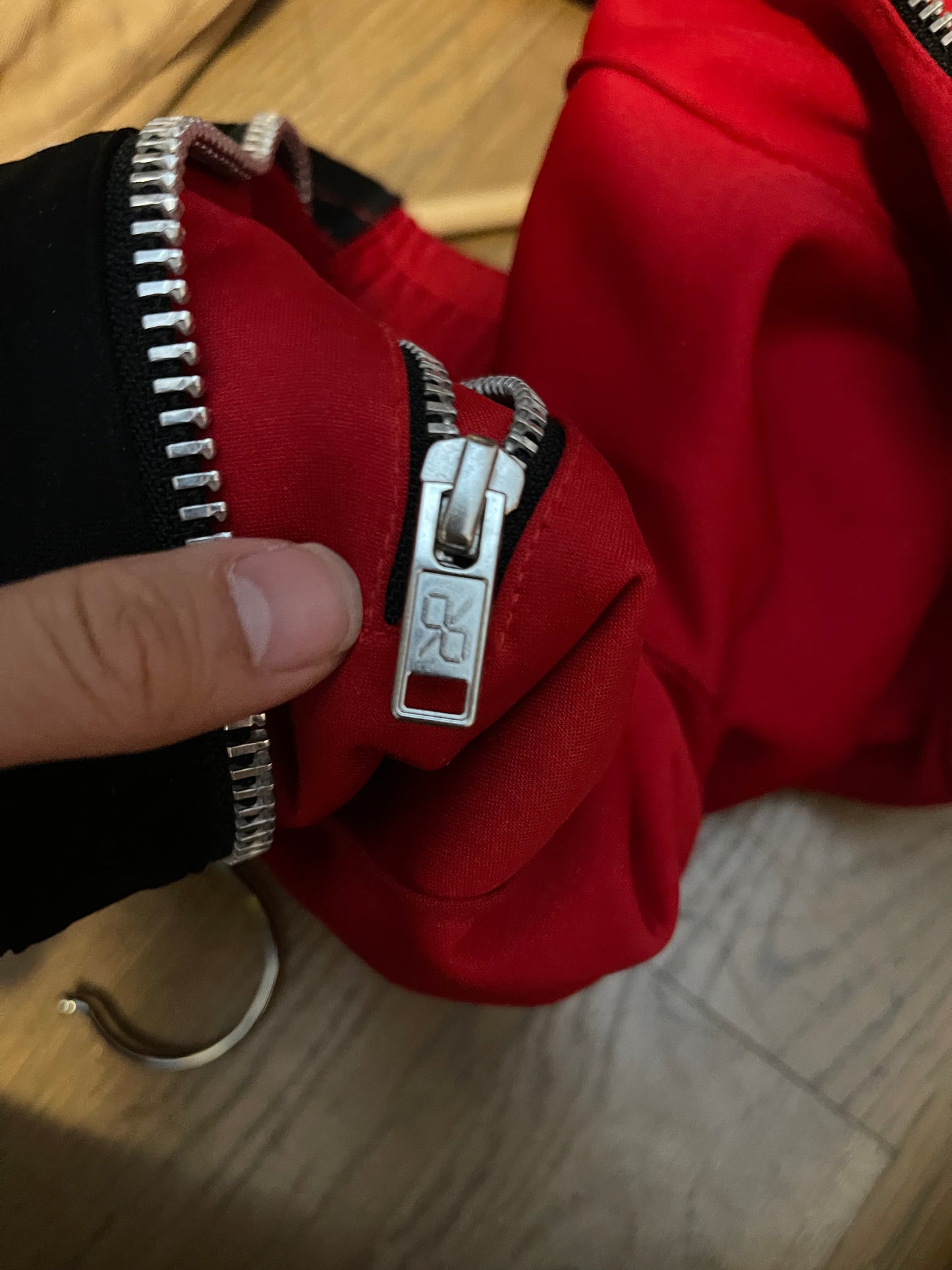 99% long zipper track pants