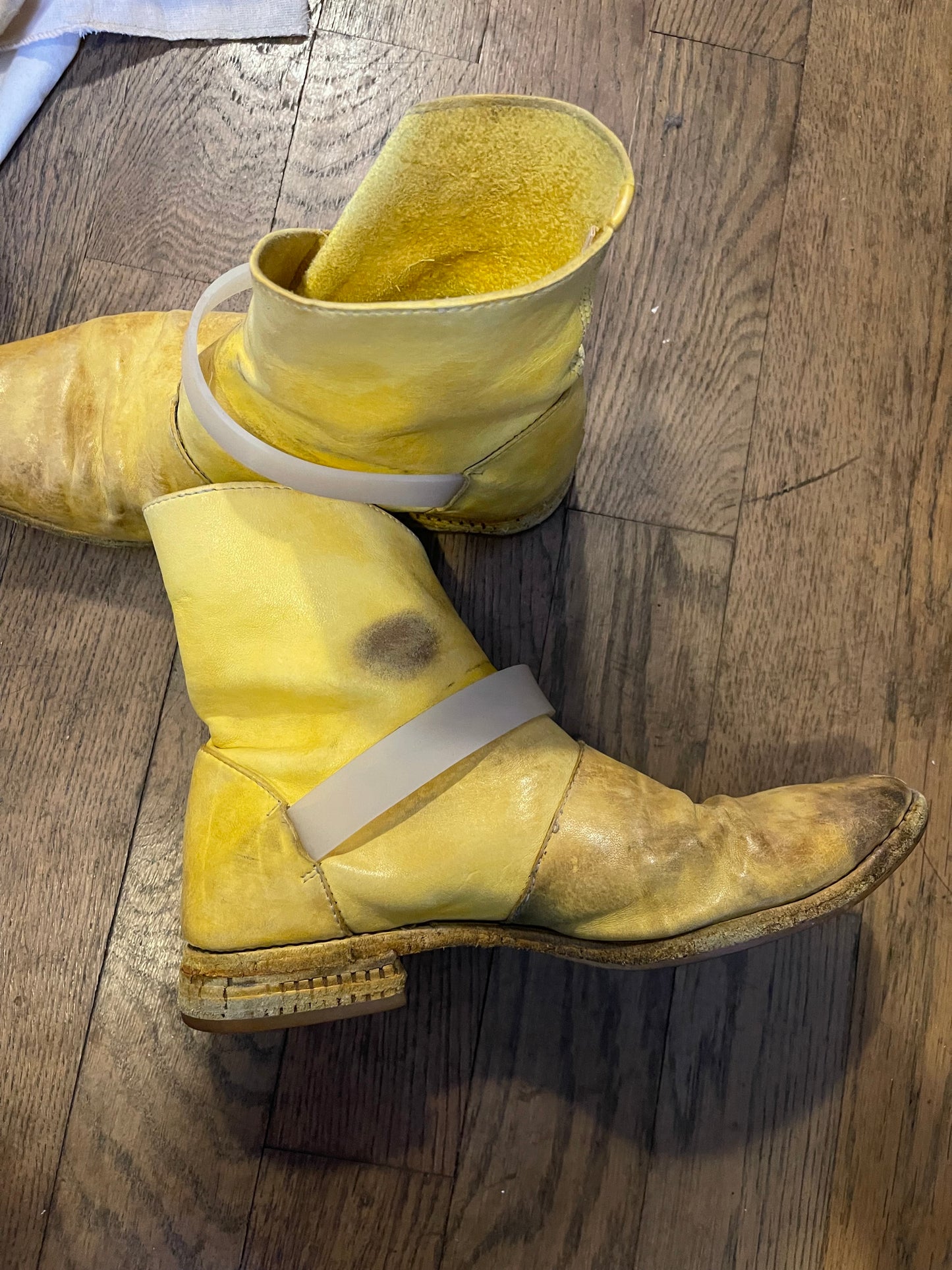 Carol Christian poell rubber band boots yellow
