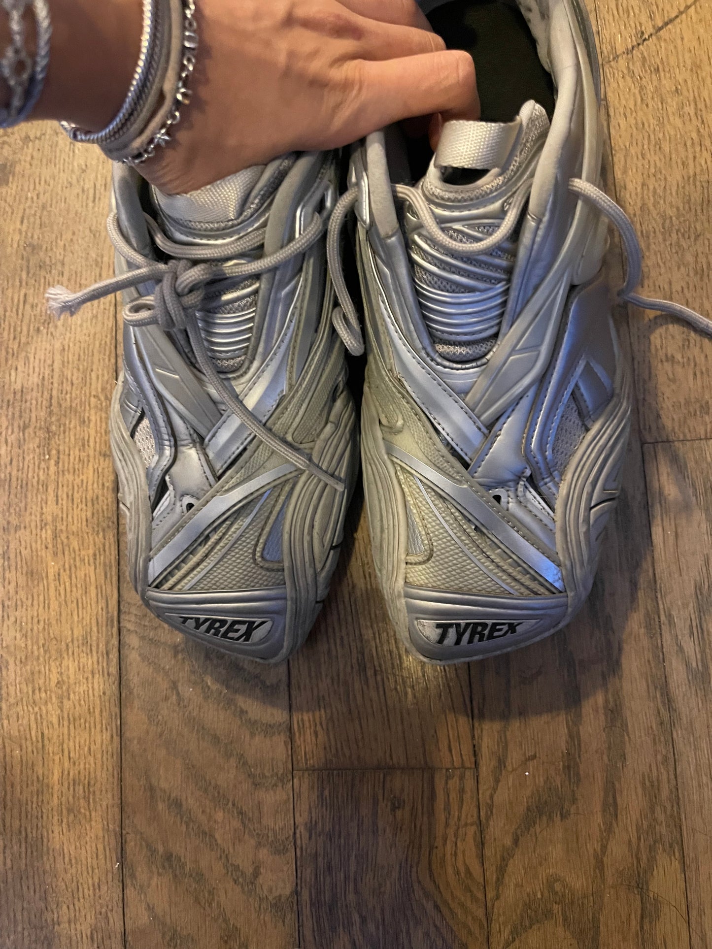 Tyrex sneakers silver