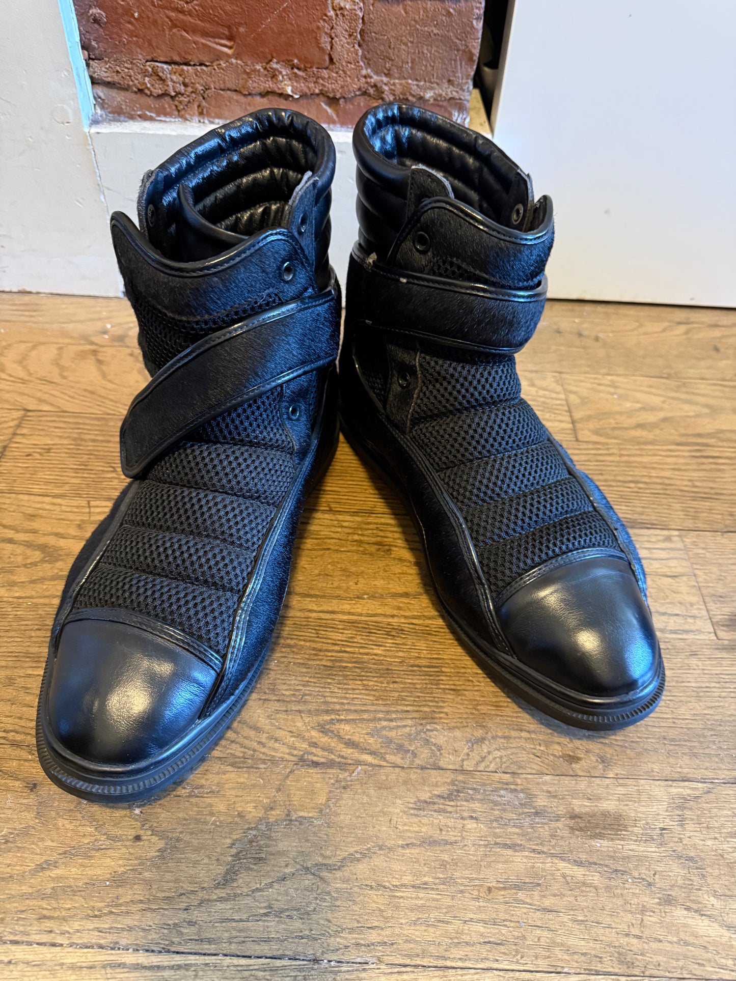 Juun J kiroic pony hair high tops