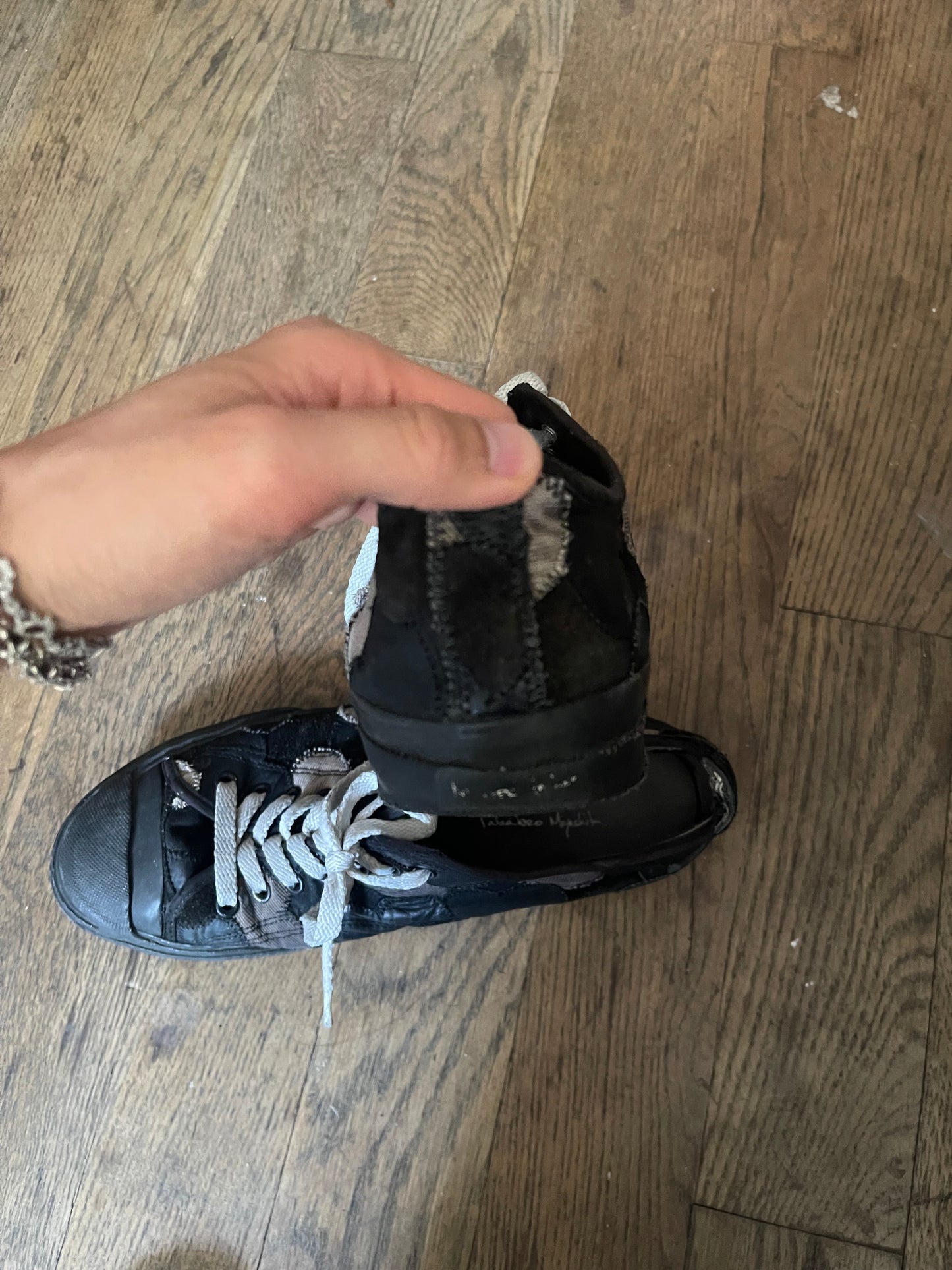 Number (n)ine AW03 crying heart patch converses