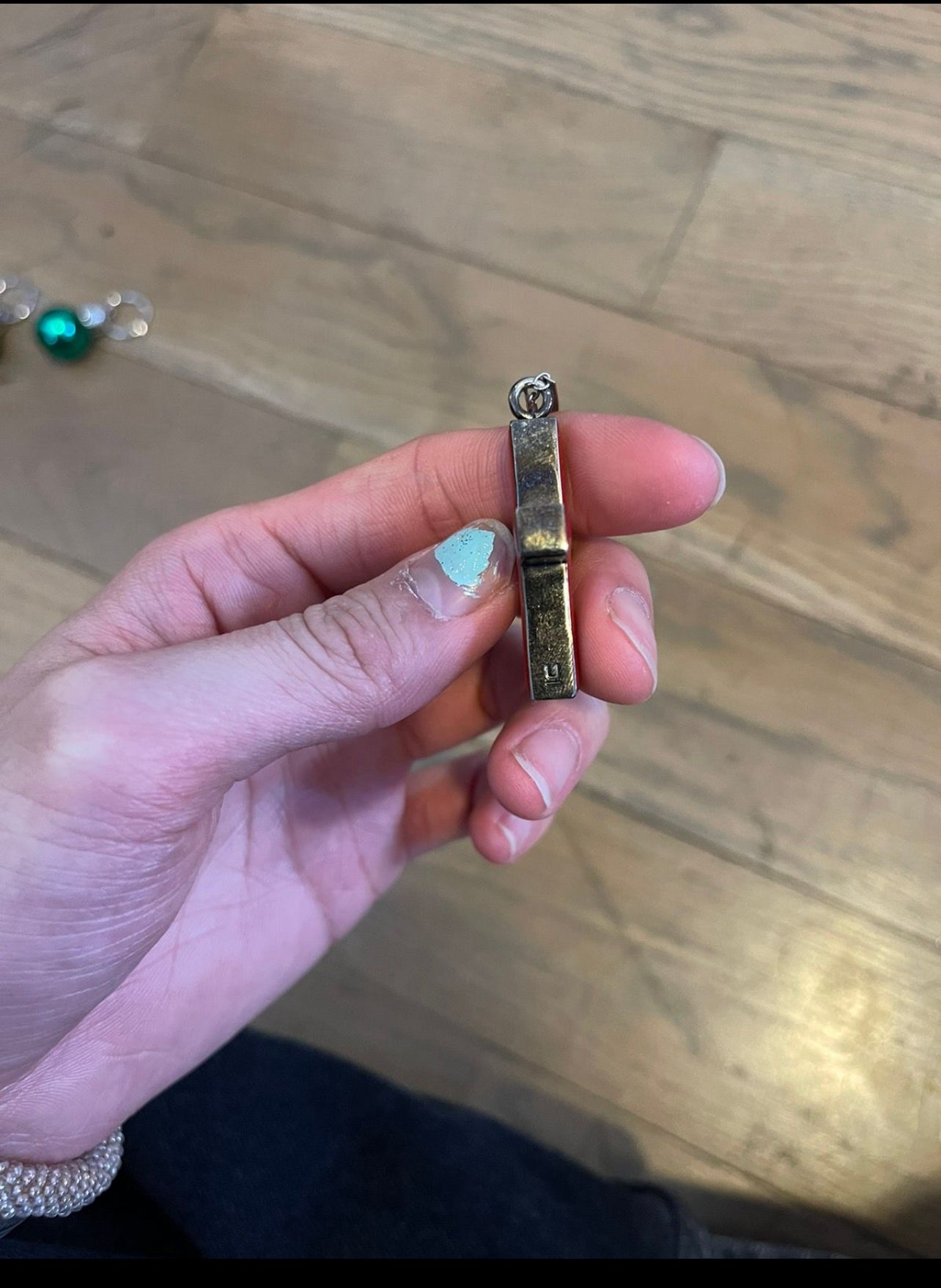 Undercover aw97 leaf cross necklace