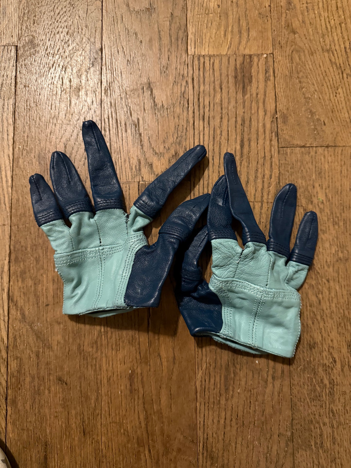 Soma Fantanin first release half glove