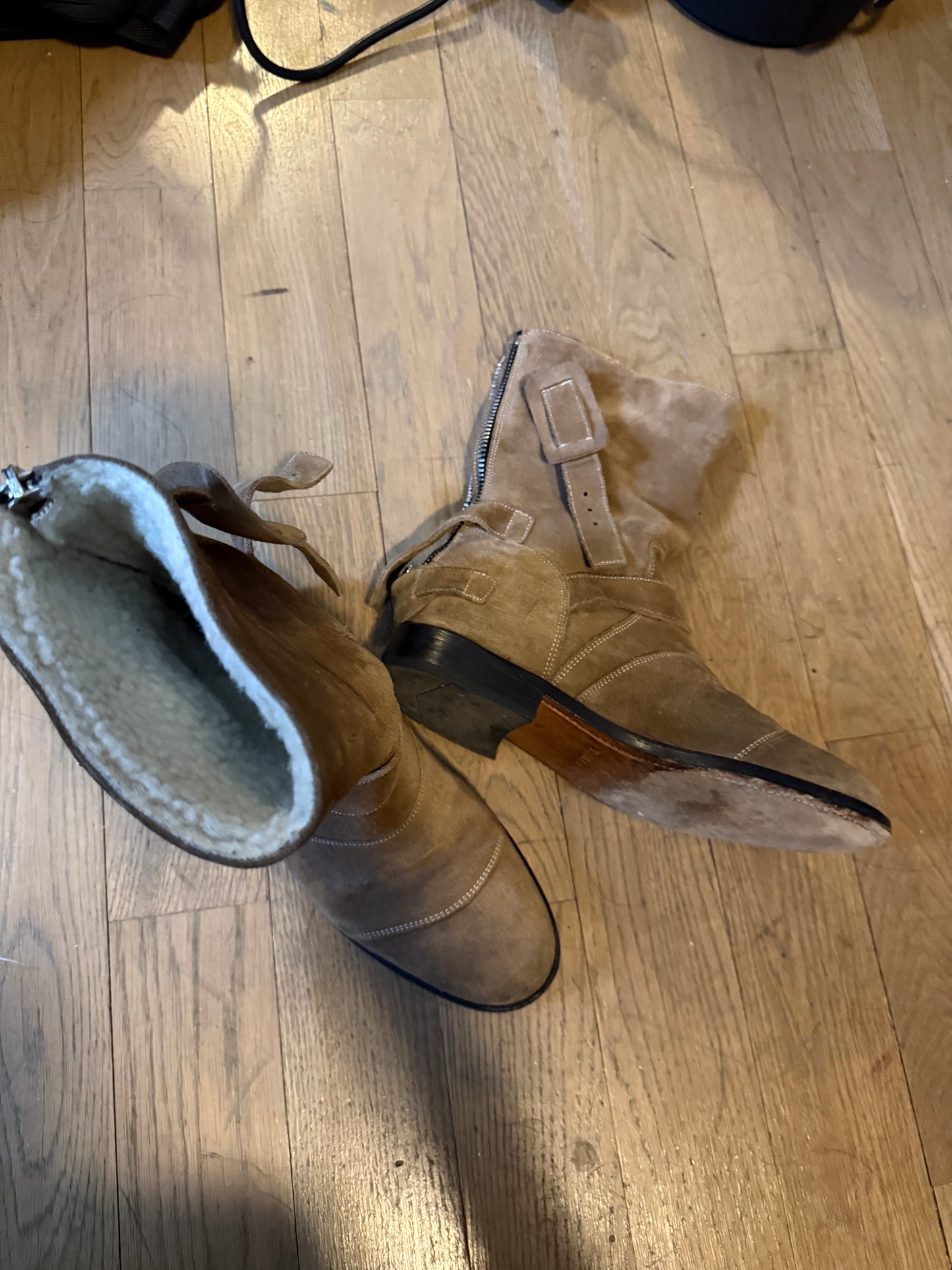 Balmain AW11 Sherpa moto boots