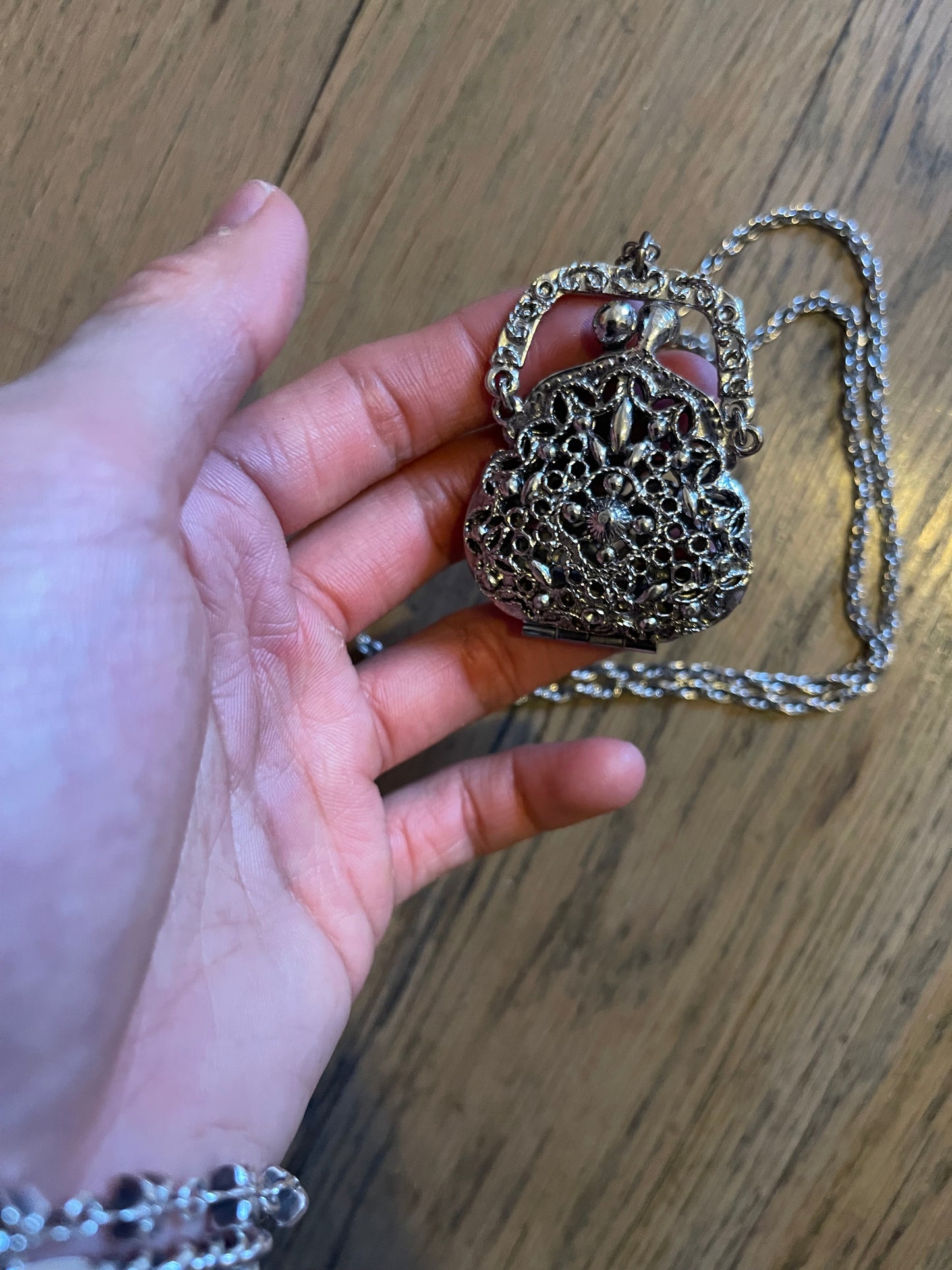 Art deco coin purse locket