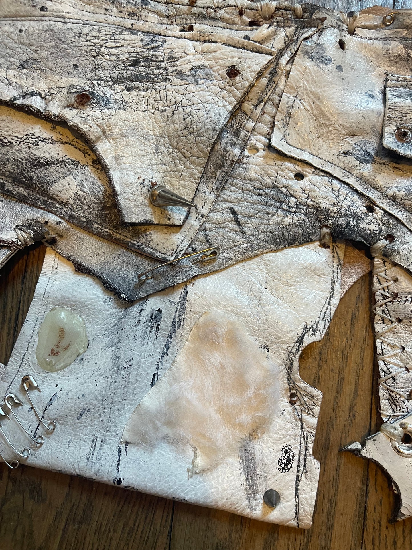 Kmrii white pouch waist bag