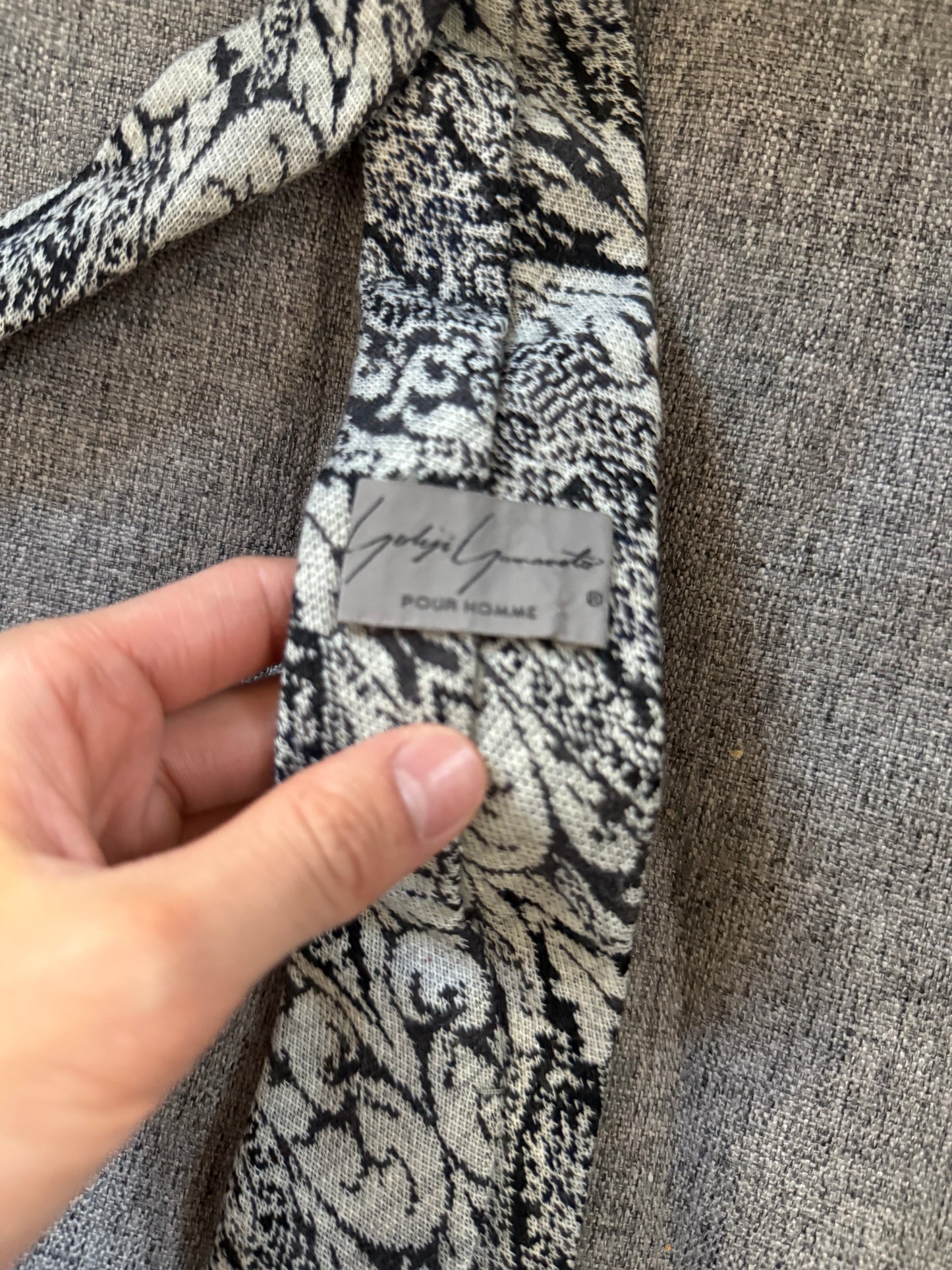 Yohji yamamoto tie printed scarf