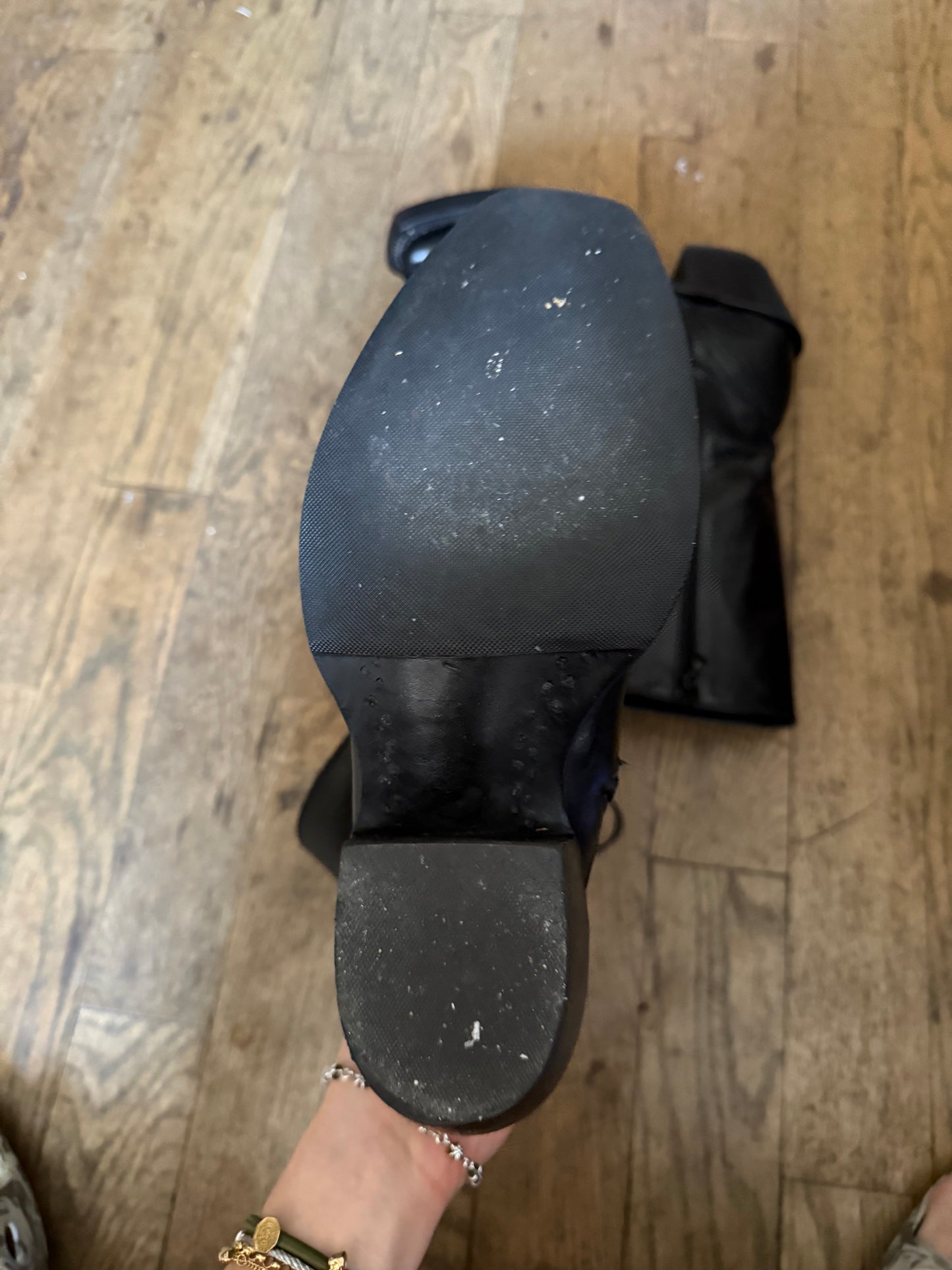 Vetements Luchesse Cowboy boots