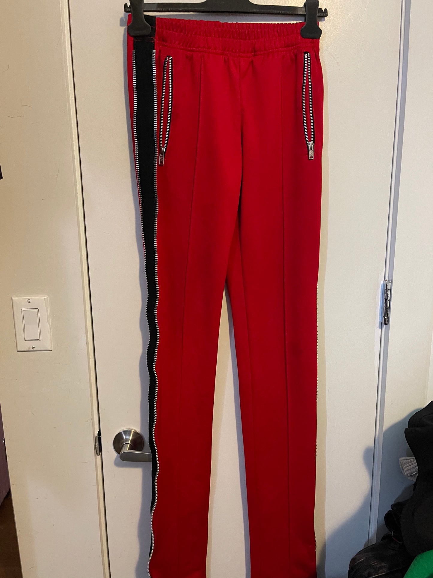 99% long zipper track pants