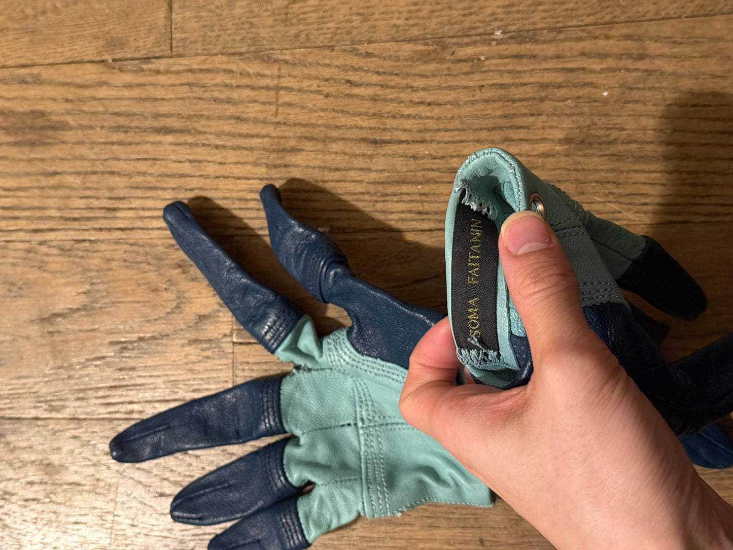 Soma Fantanin first release half glove