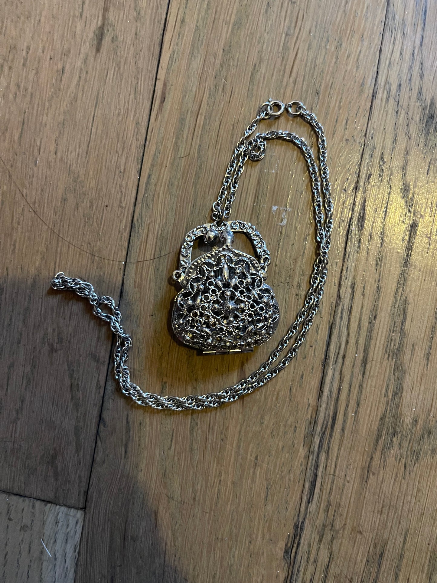Art deco coin purse locket
