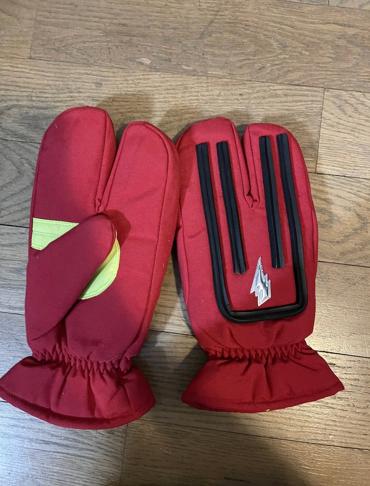 Walter van bierendonck tabi ski gloves