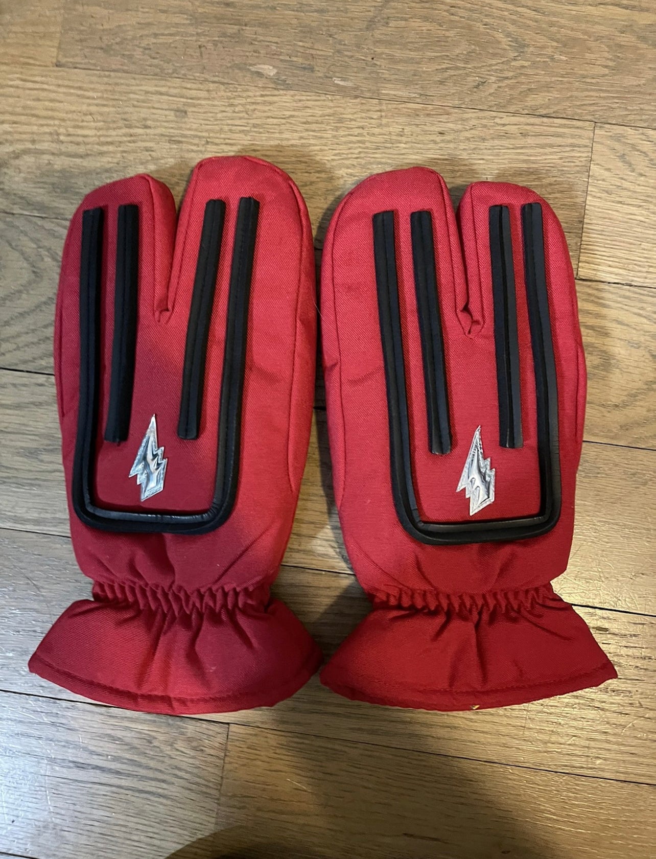 Walter van bierendonck tabi ski gloves