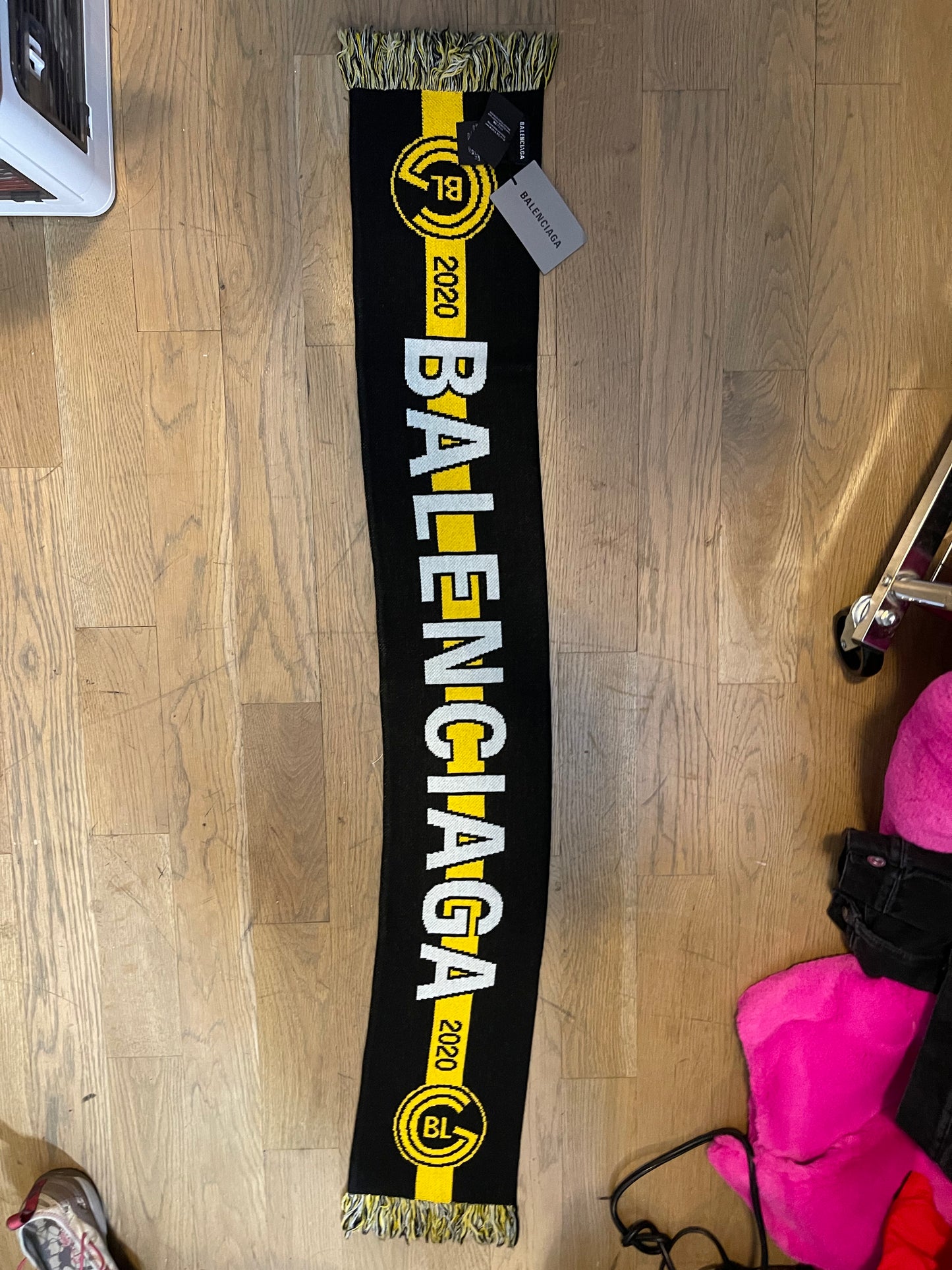 Balenciaga vintage logo scarf