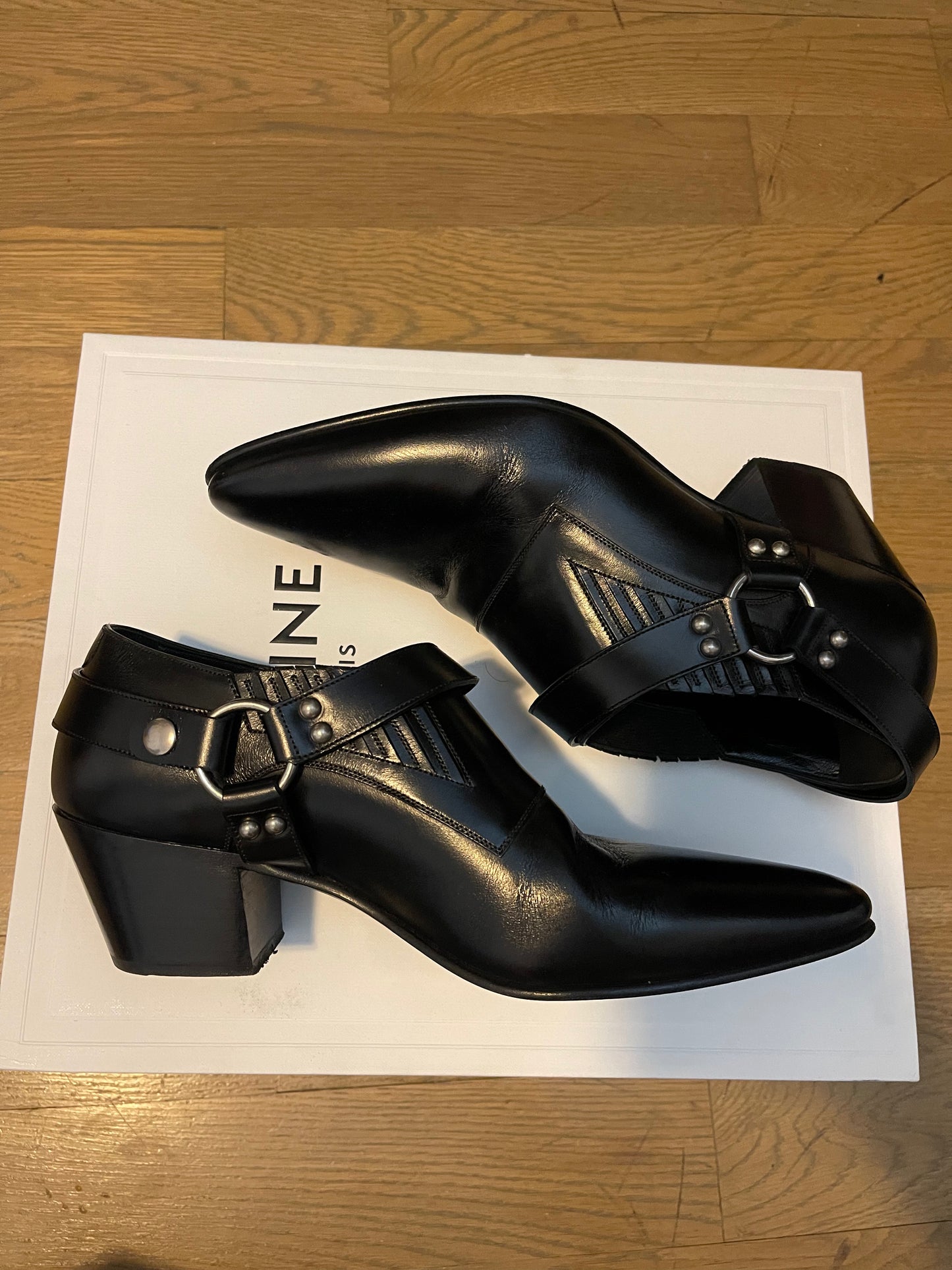 Celine Jacnos low Wyatt’s