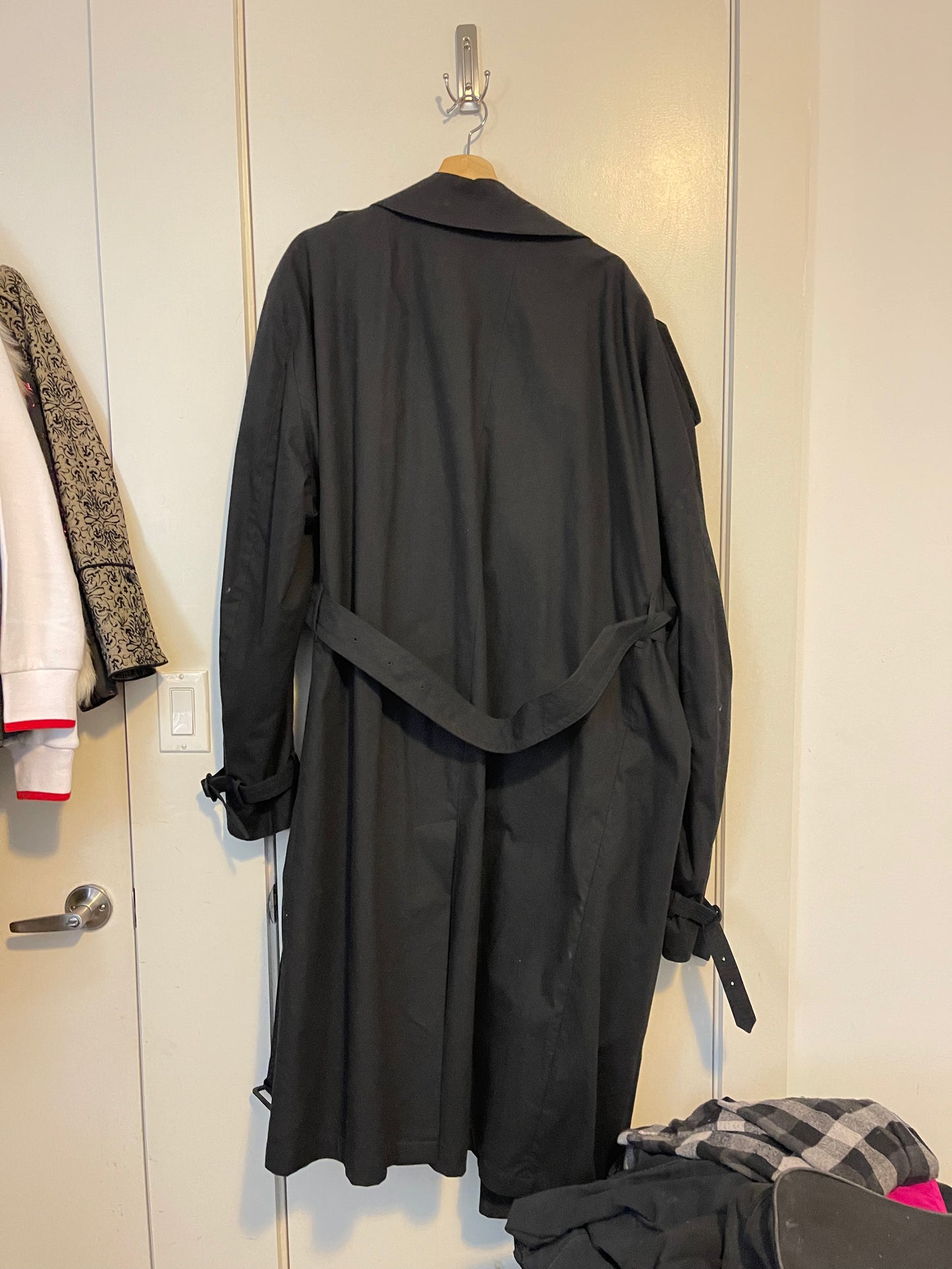 Vetements Mackintosh assymetrical trench coat