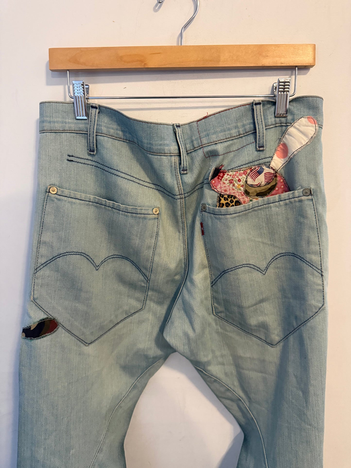 Levis engineer twisted seam bleach pants skoloct patches