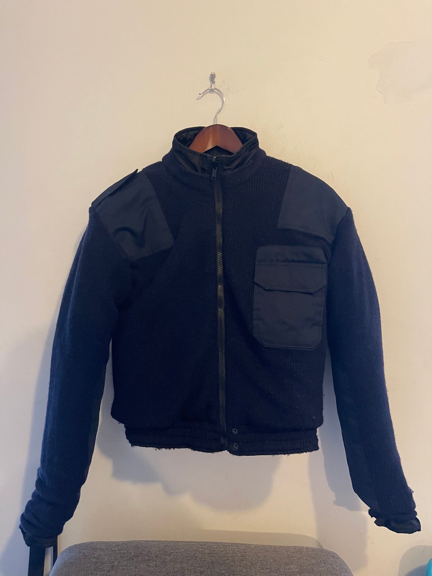 Vetements AW18 military police jacket