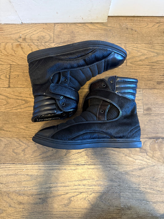Juun J kiroic pony hair high tops