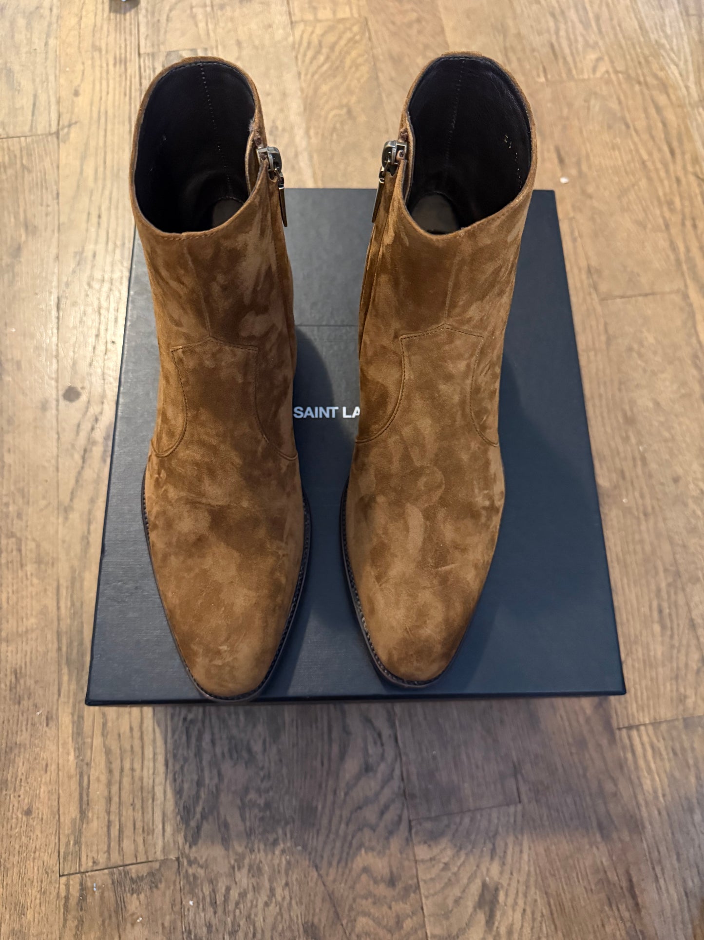 Saint Laurent 40MM Wyatt suede brown boots