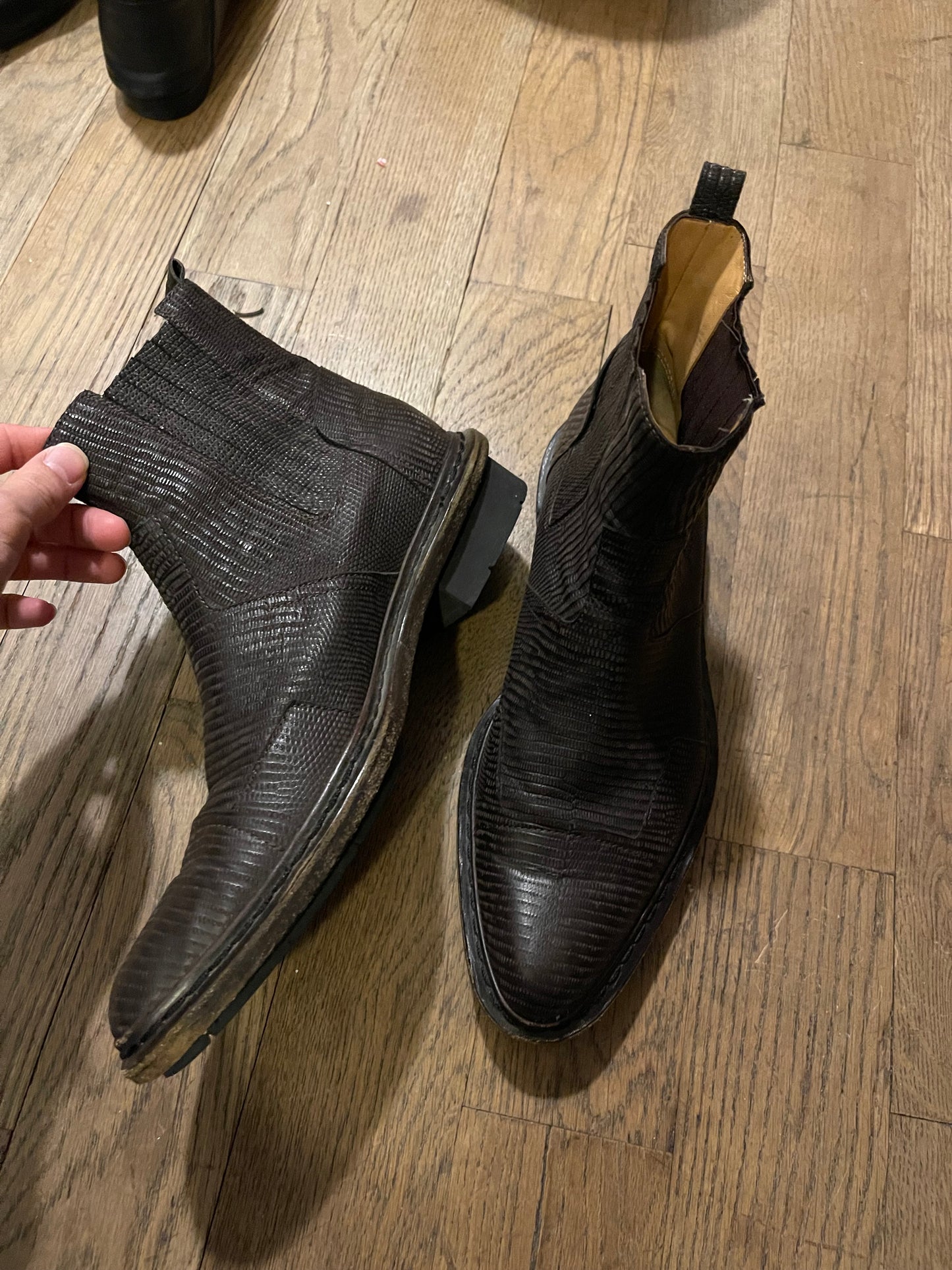 Balenciaga aw09 Chelsea lizard boots