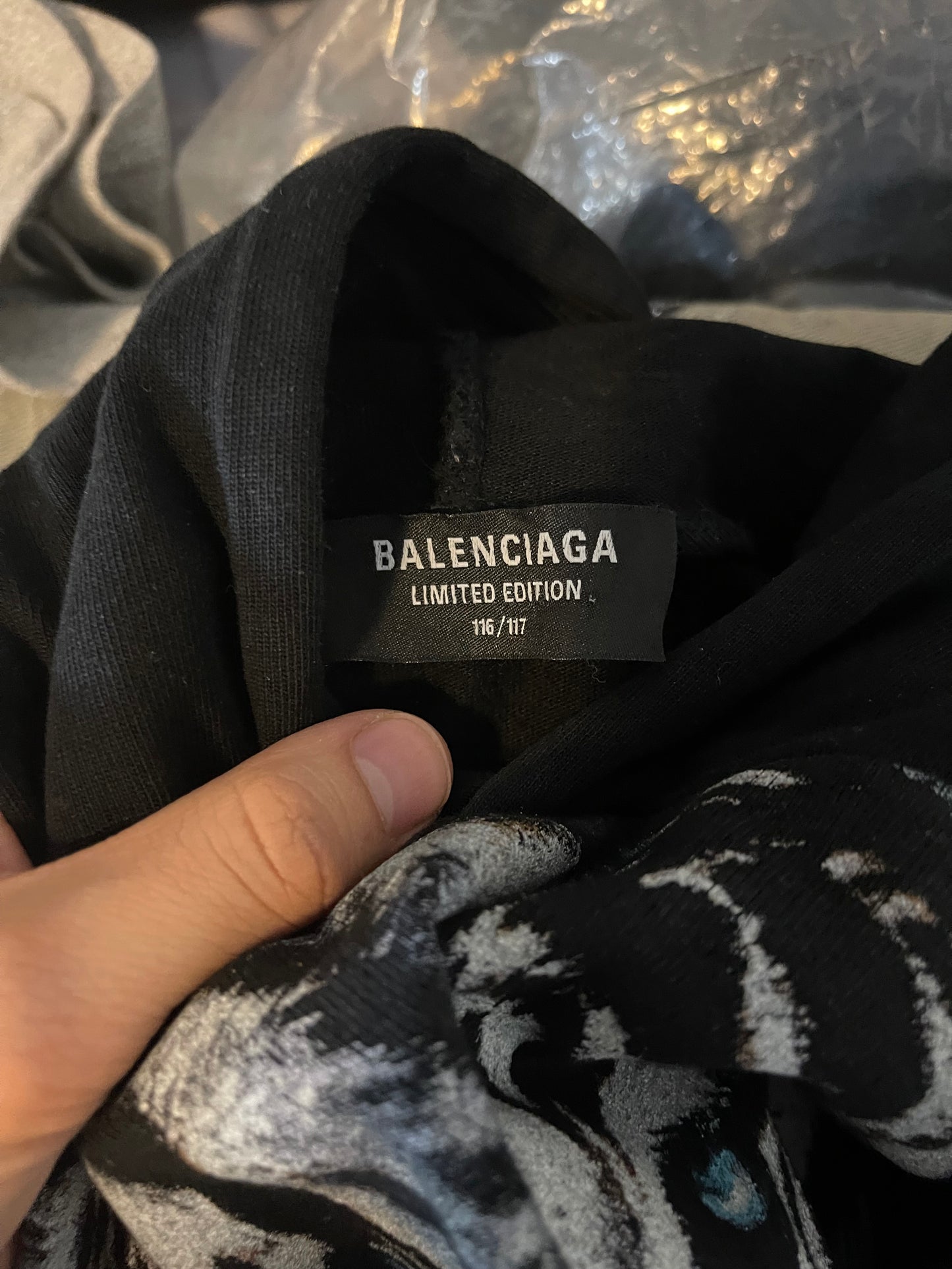 Balenciaga deconstructed hoodie 116/117