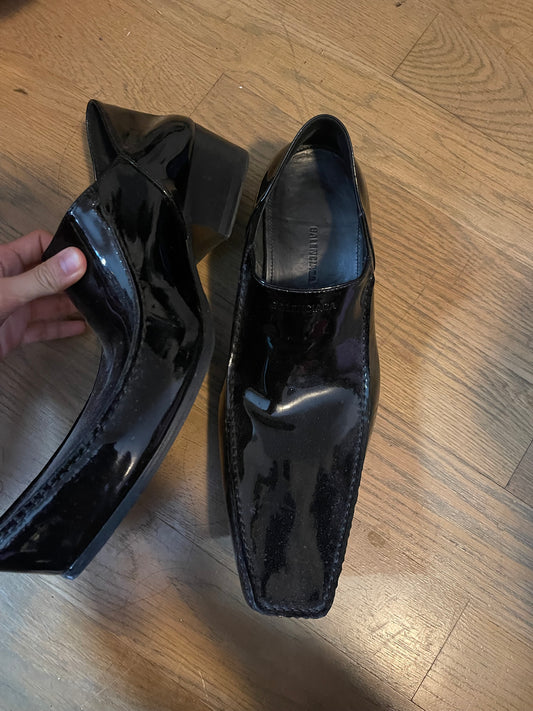 Balenciaga romeos patent leather shoes