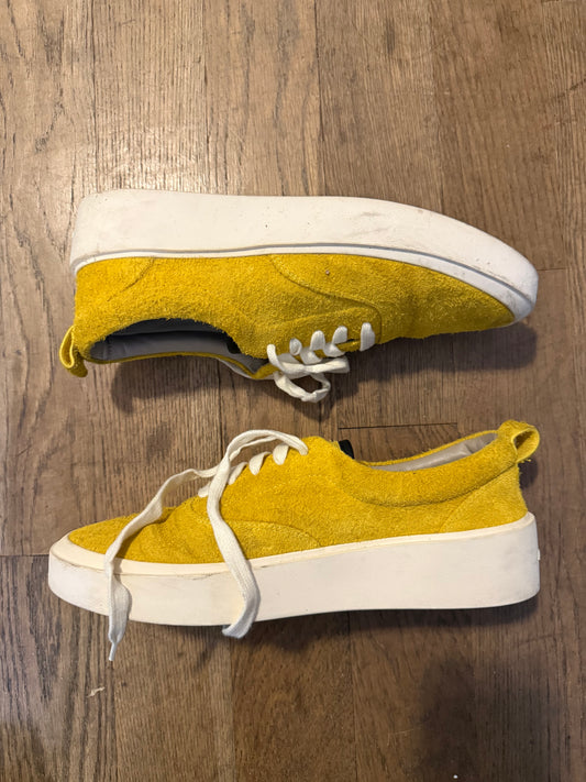 Fear of god suede skate lows in yellow suede