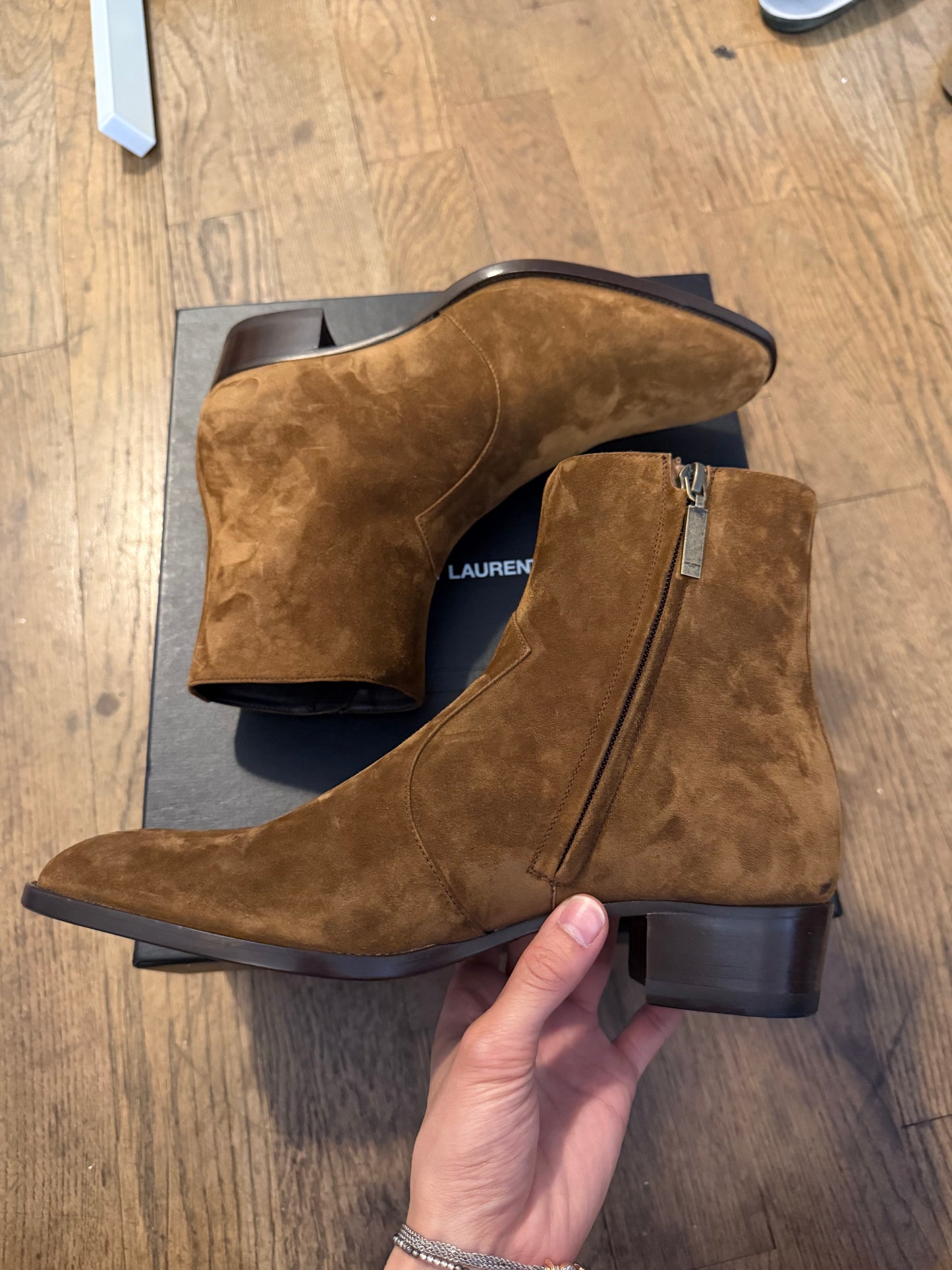 Saint Laurent 40MM Wyatt suede brown boots