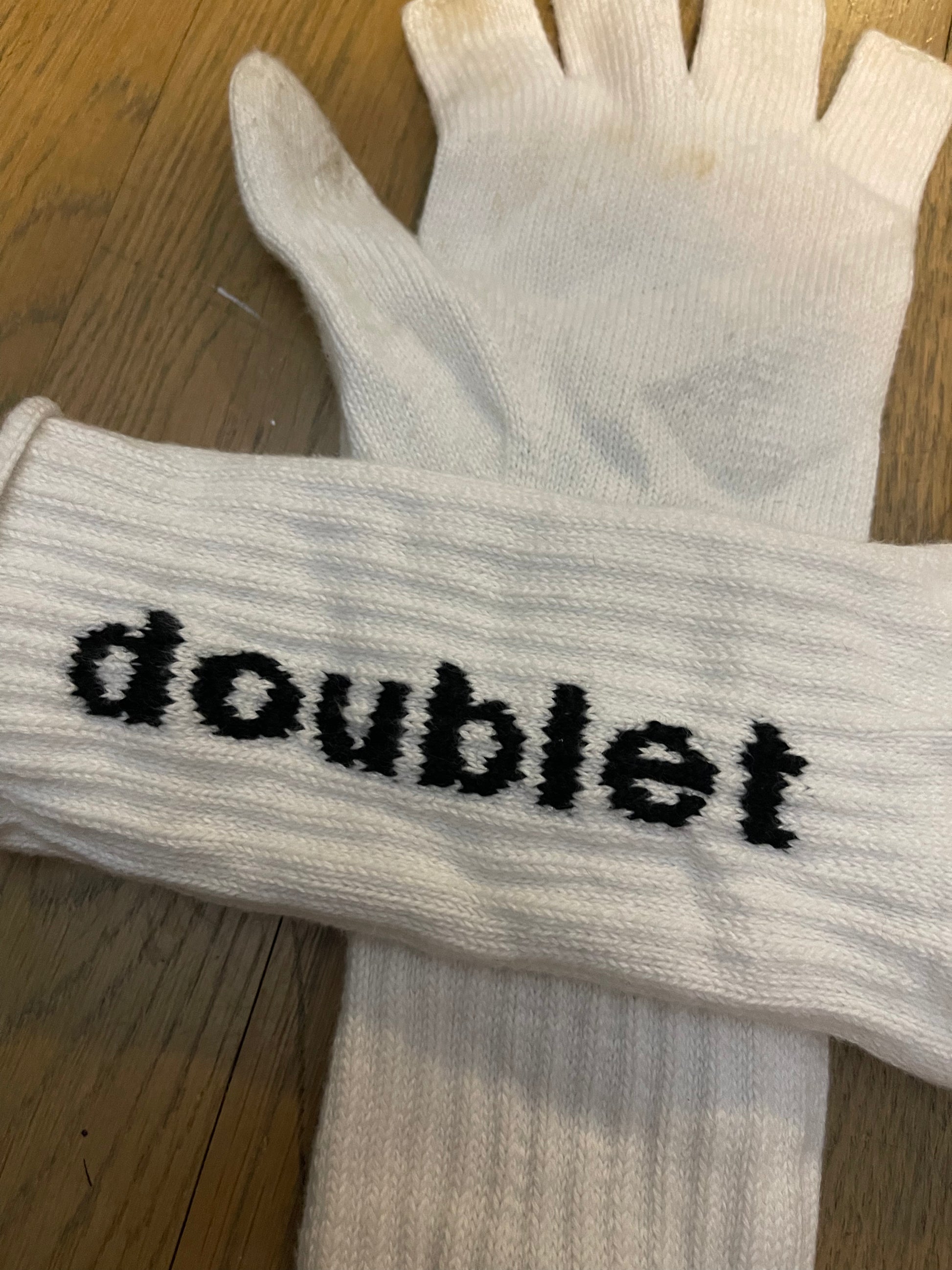 Doublet FINGER SIGN Gloves - White | Garmentory