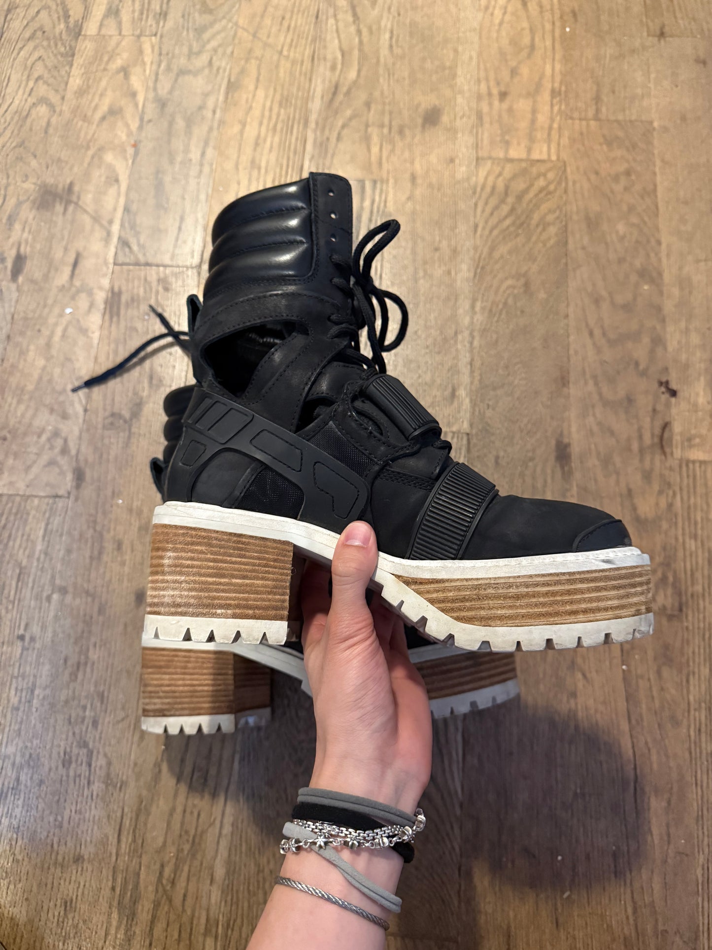 Hood by air avalanche heel boots