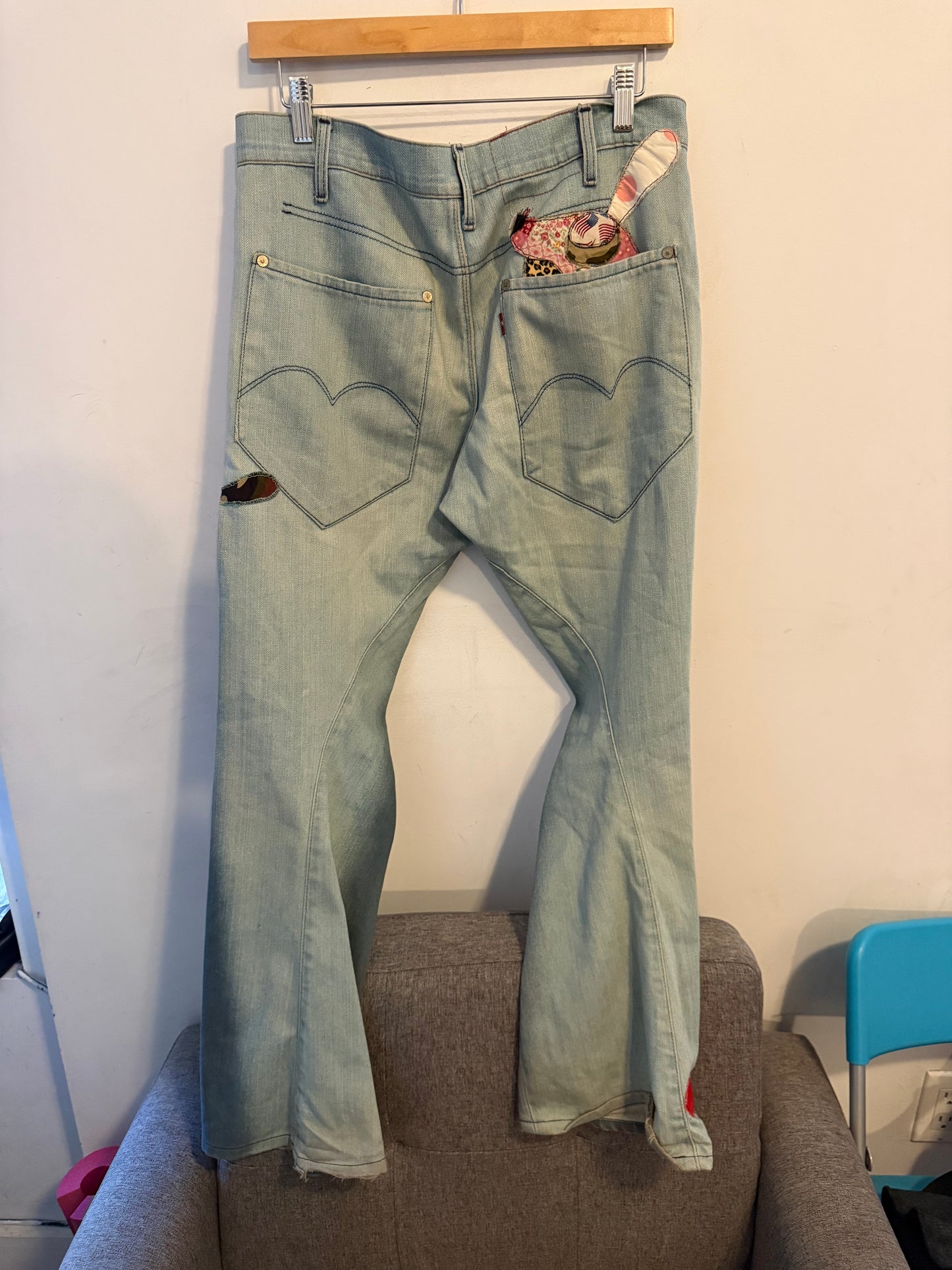 Levis engineer twisted seam bleach pants skoloct patches