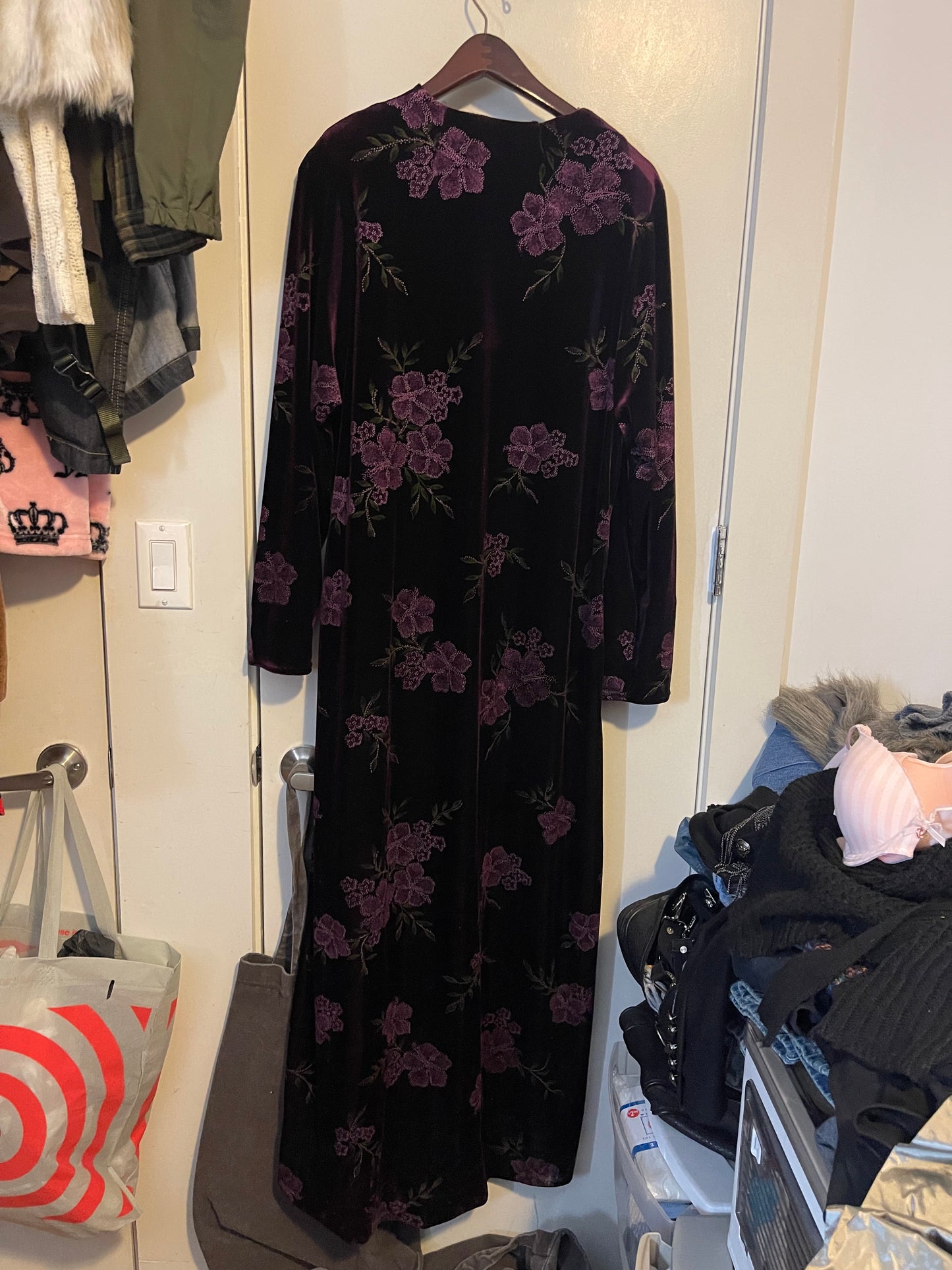 Vintage 1970s velvet dress