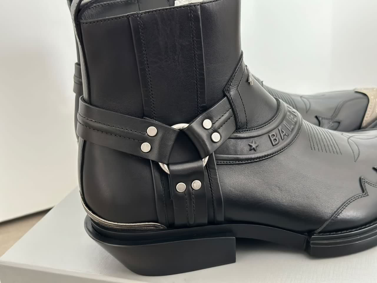 Balenciaga Santiag steel toe boots