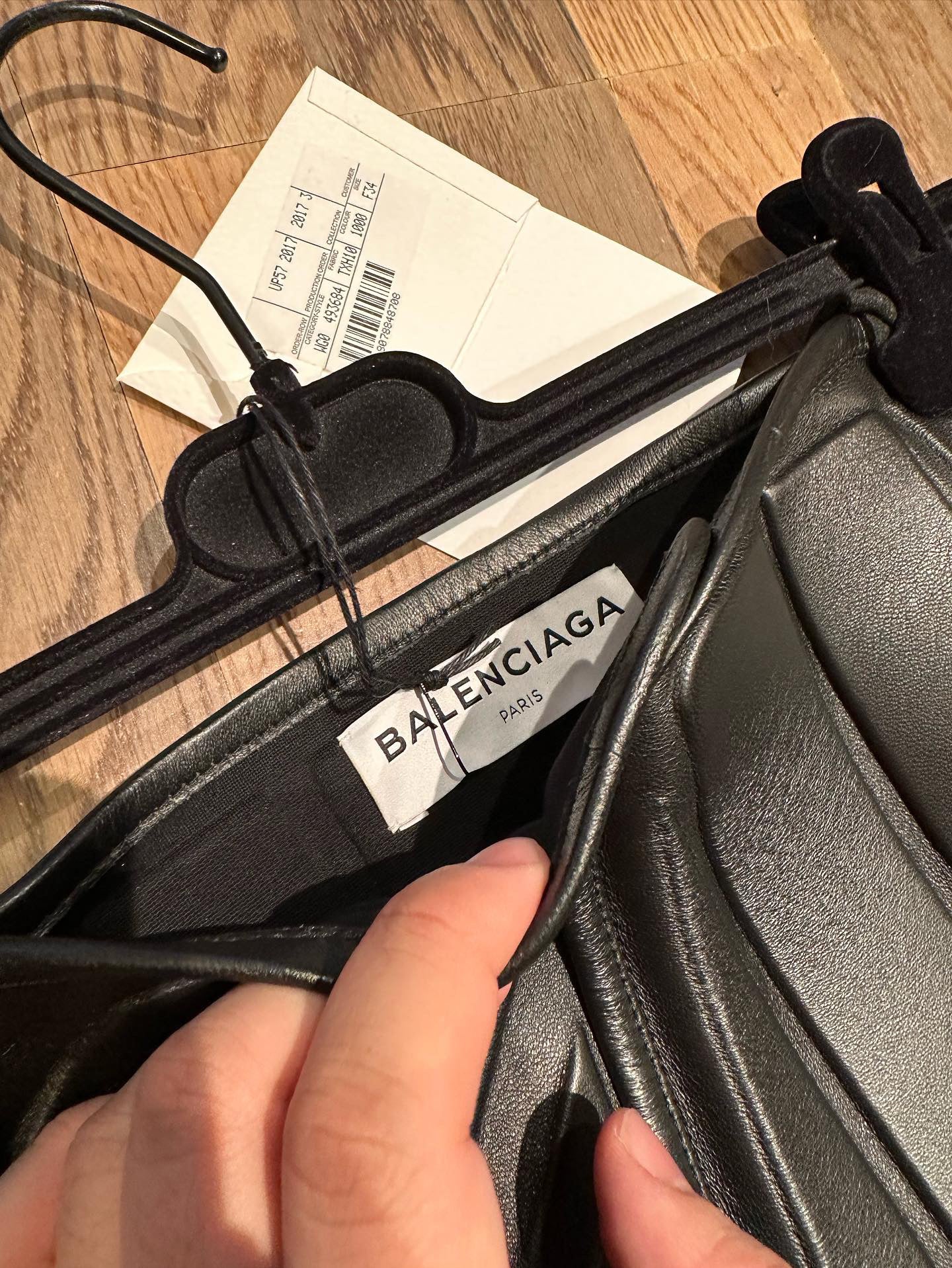 Balenciaga car mat skirt Kendricky